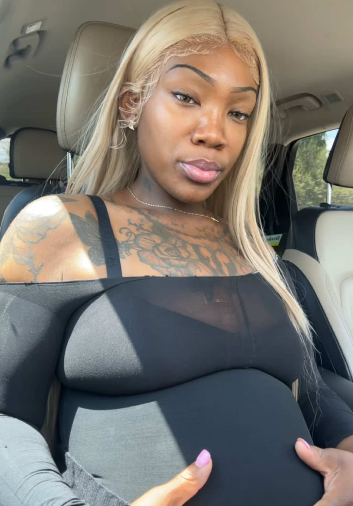 @ADoll_WithTwins