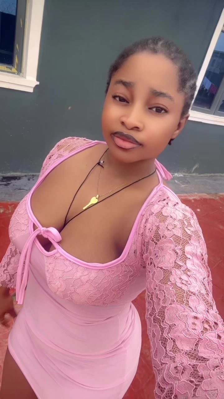 @Mirabell👅🥵