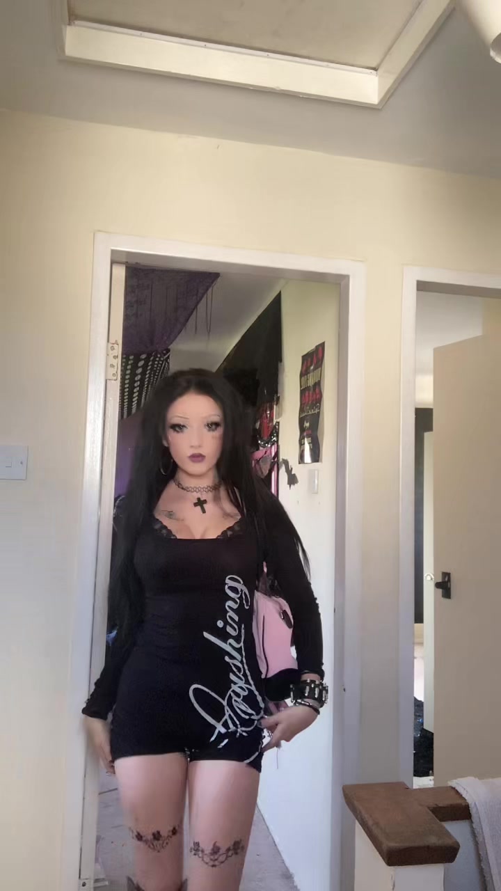 @🕷️