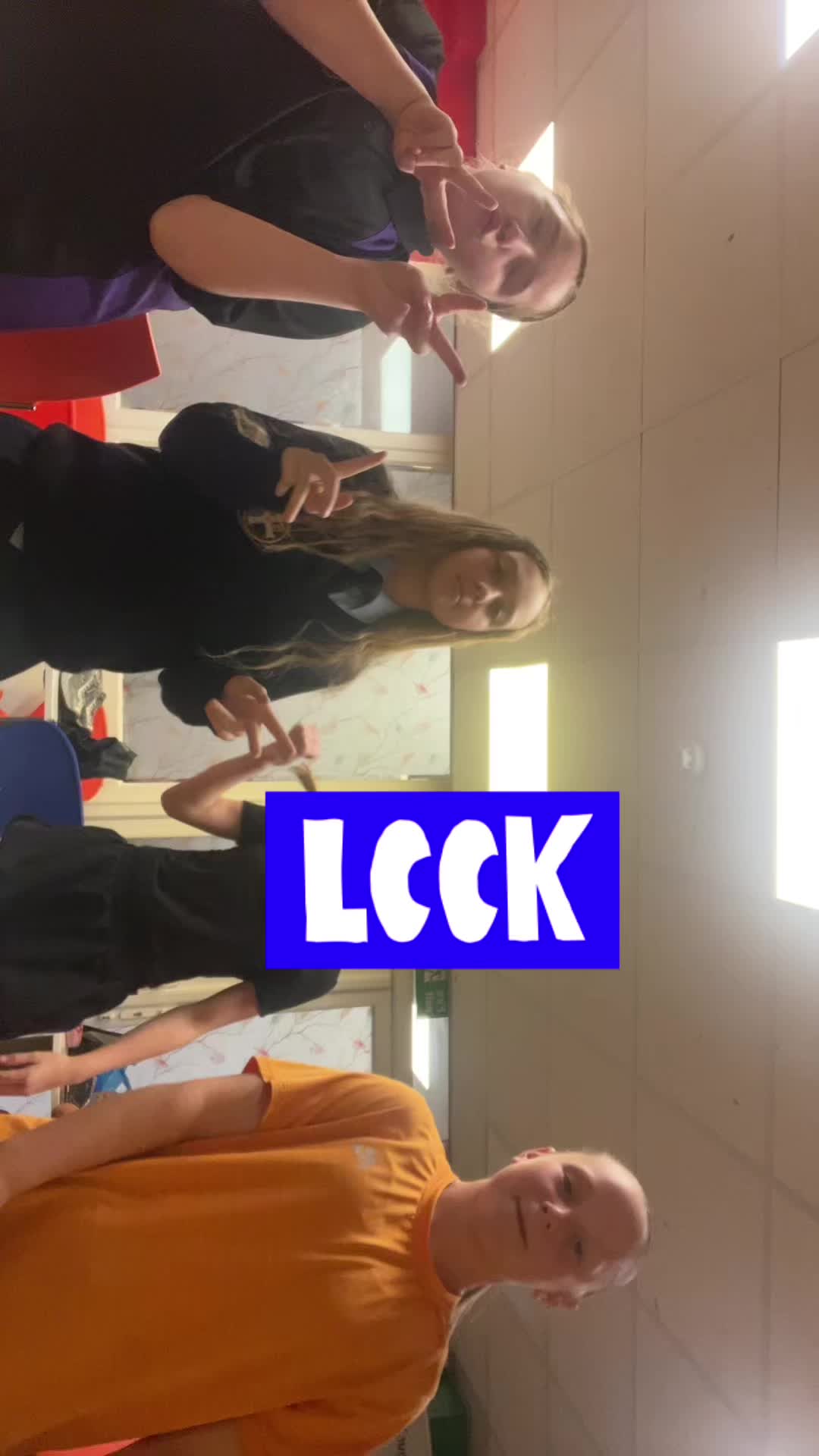 @Elise-----BACKUP-----