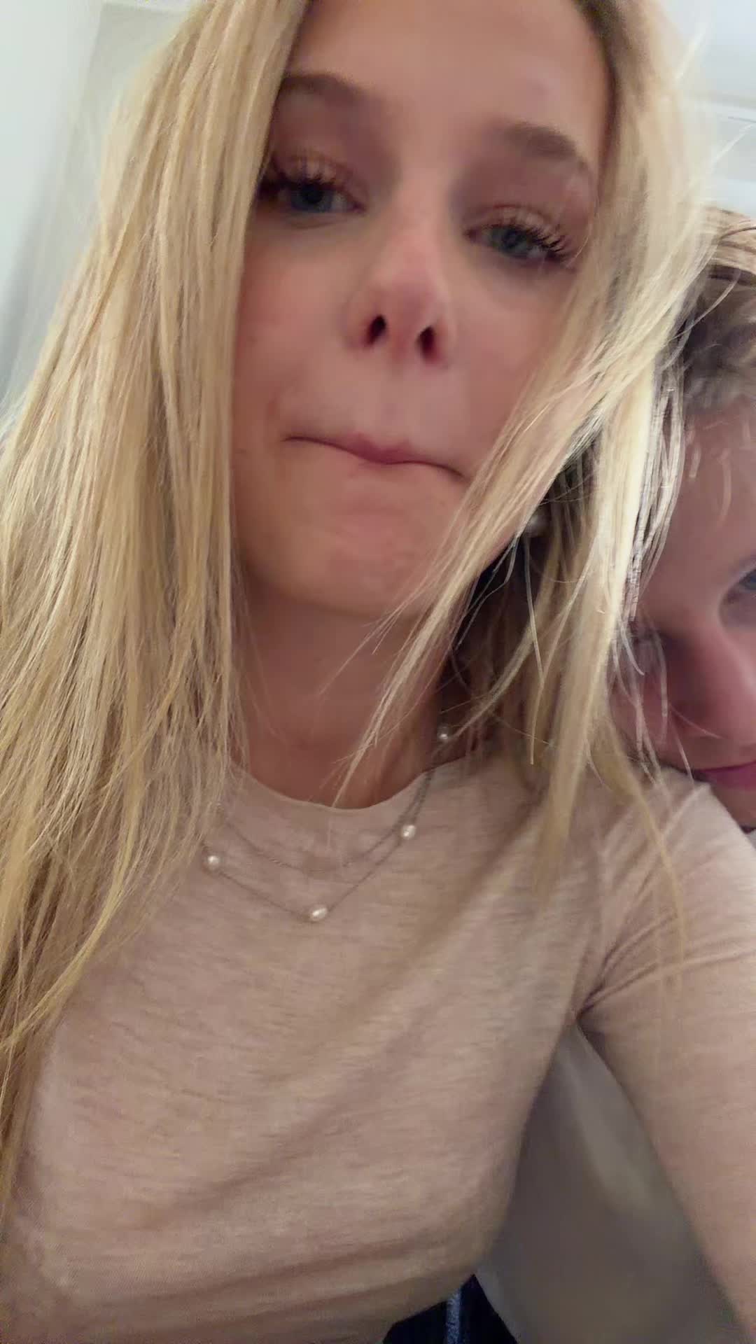 @🧁