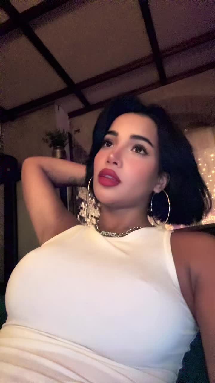 @_hildacherry