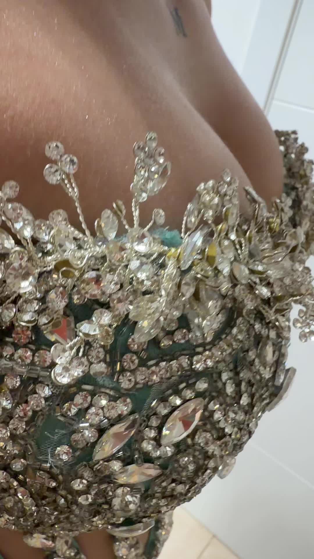 @coraldamas