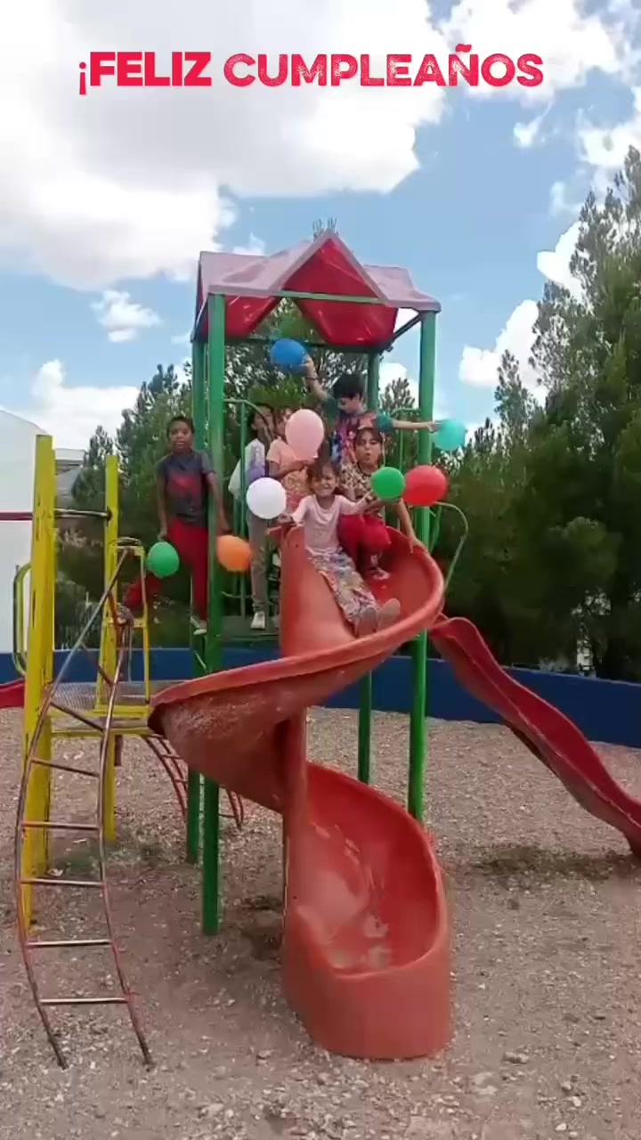 @Chava Calderón
