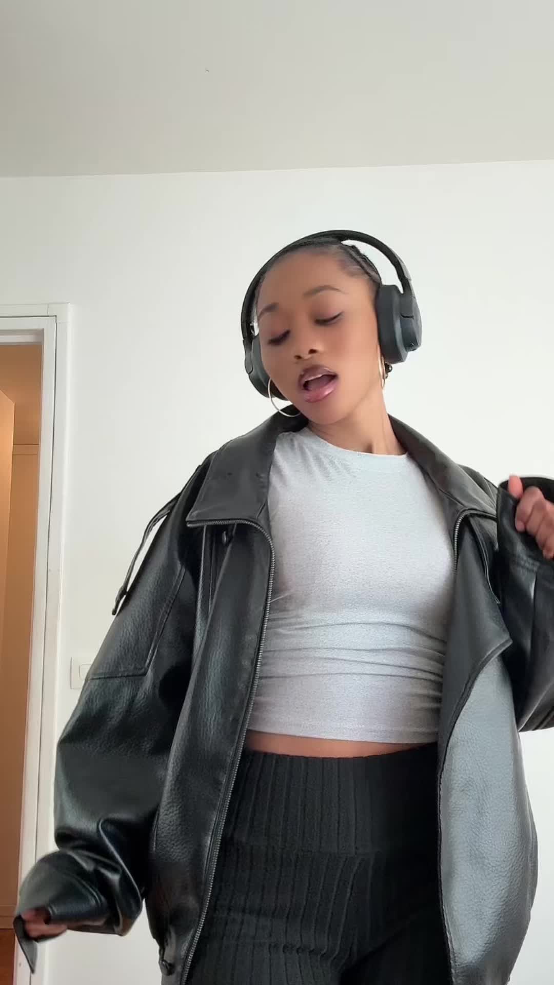 @Une_P&eacute;Pite🦋💎