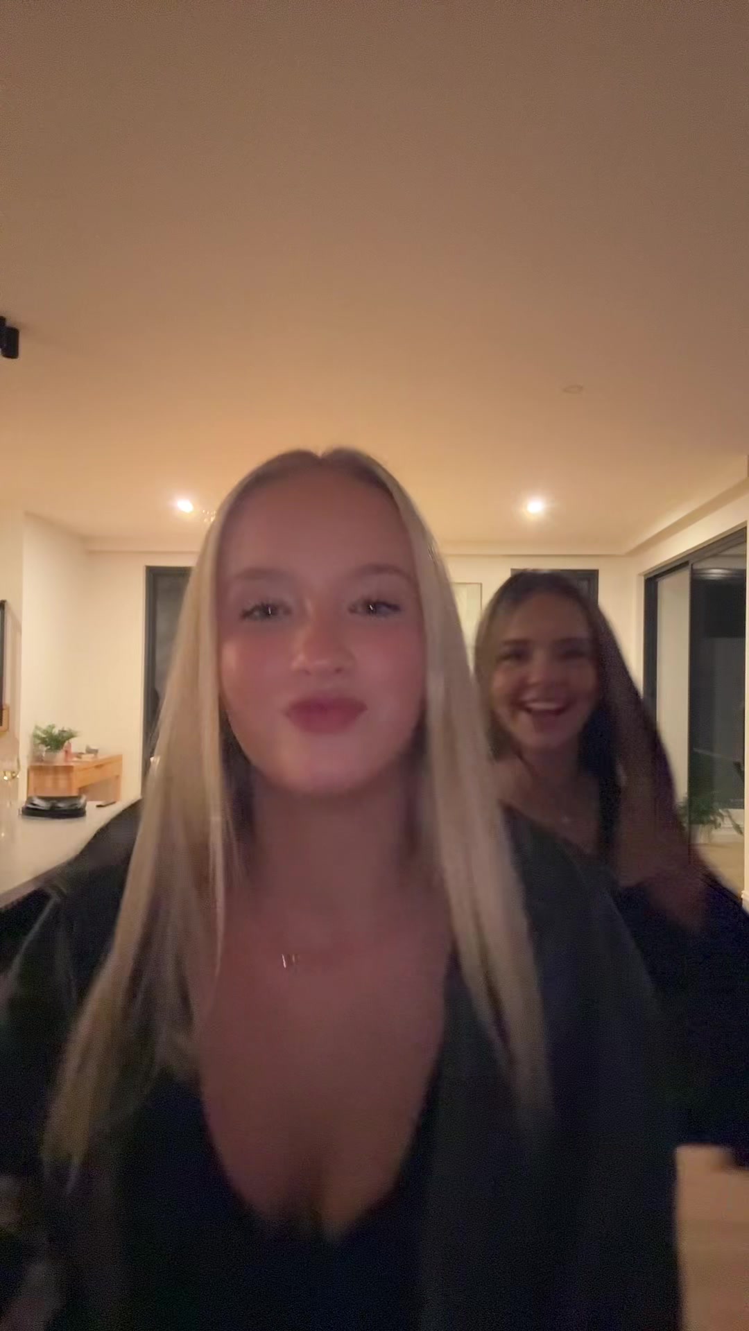 @holly second