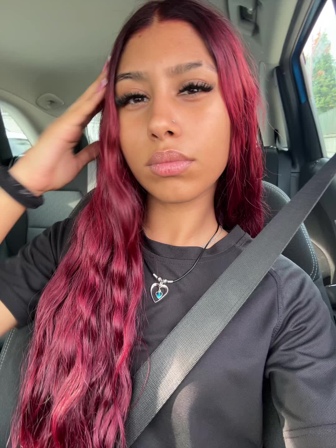 @👹