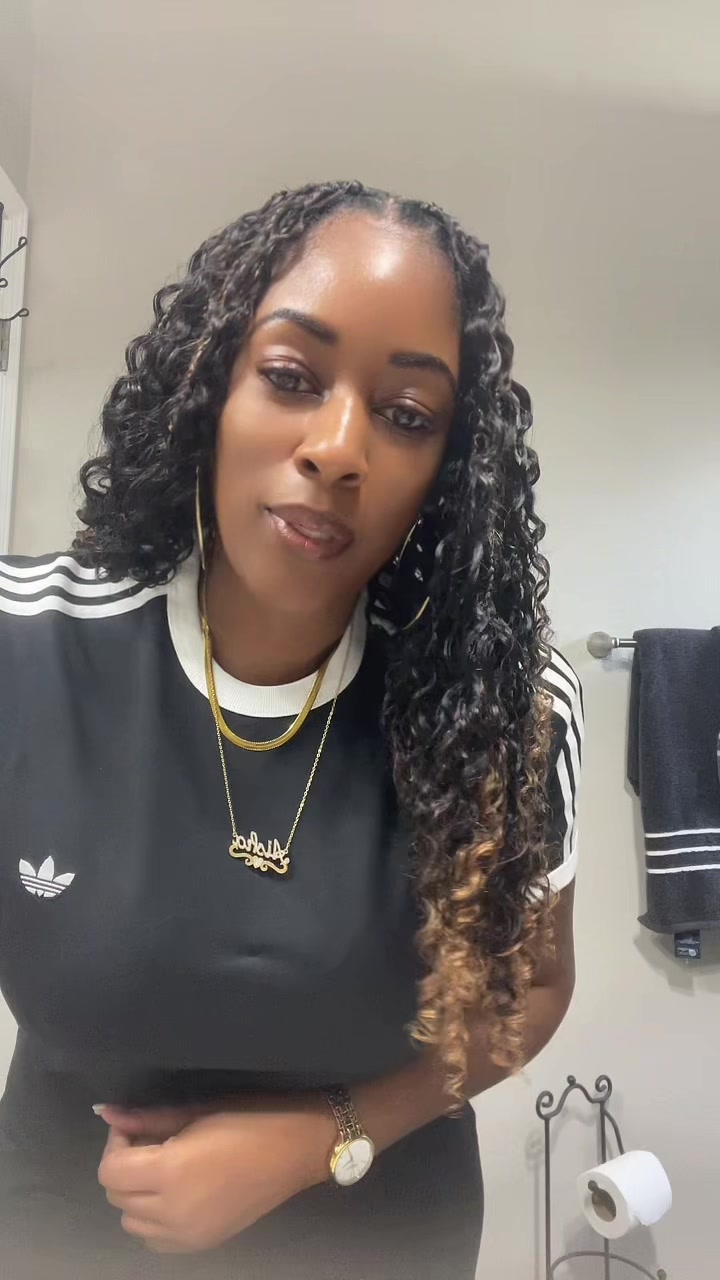 @Aisha Simone ๐
