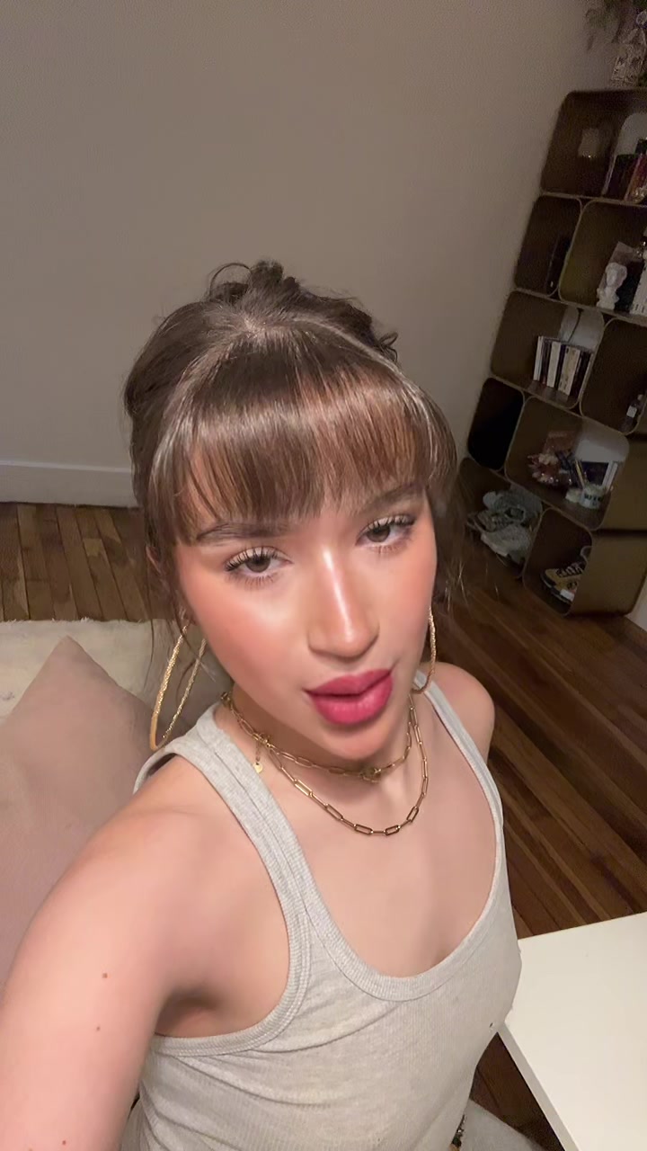 @Nininails