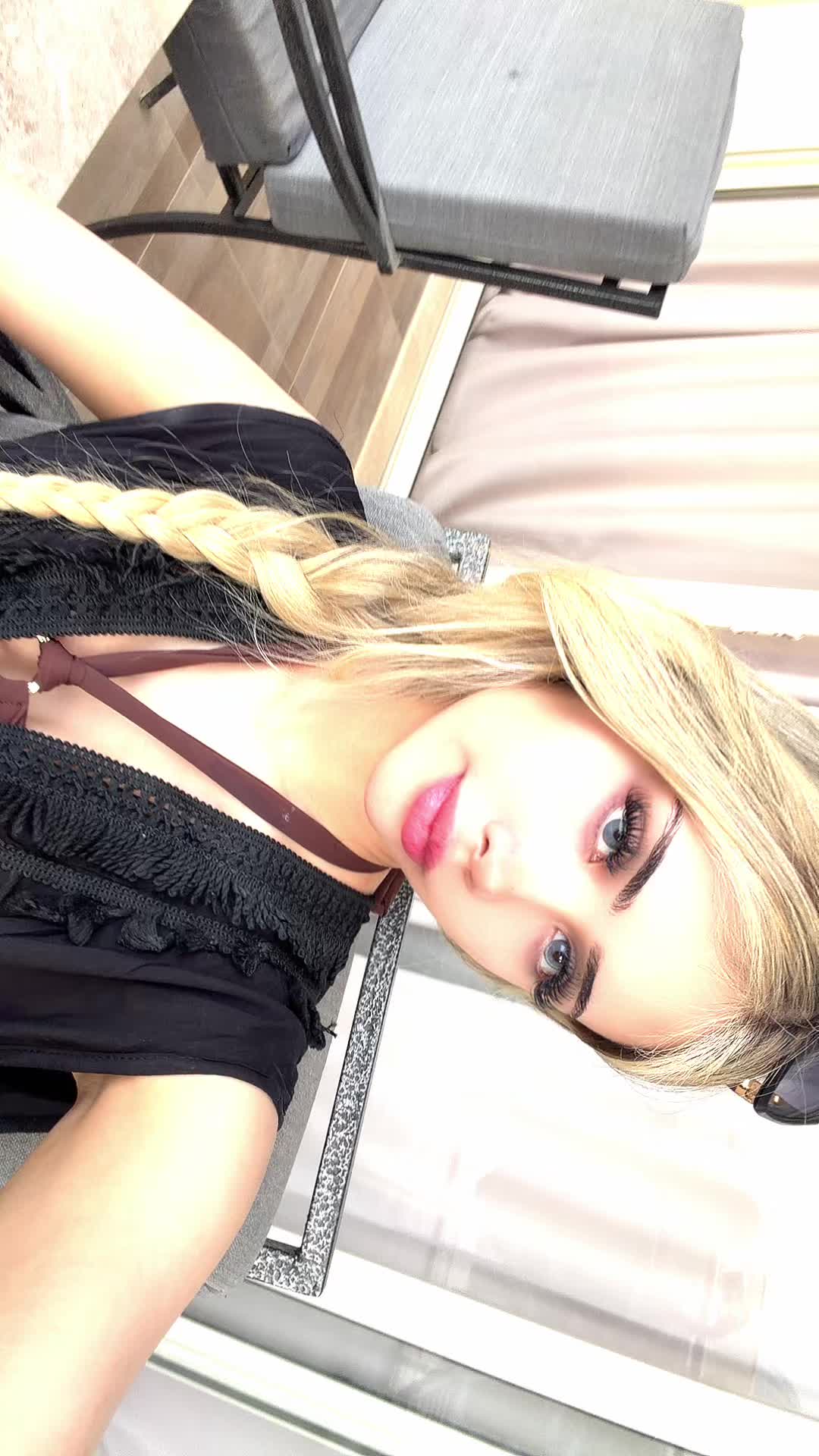 @𝐋𝐢𝐬𝐚