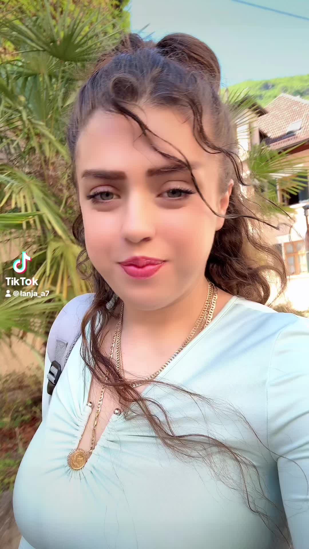 @lanja_