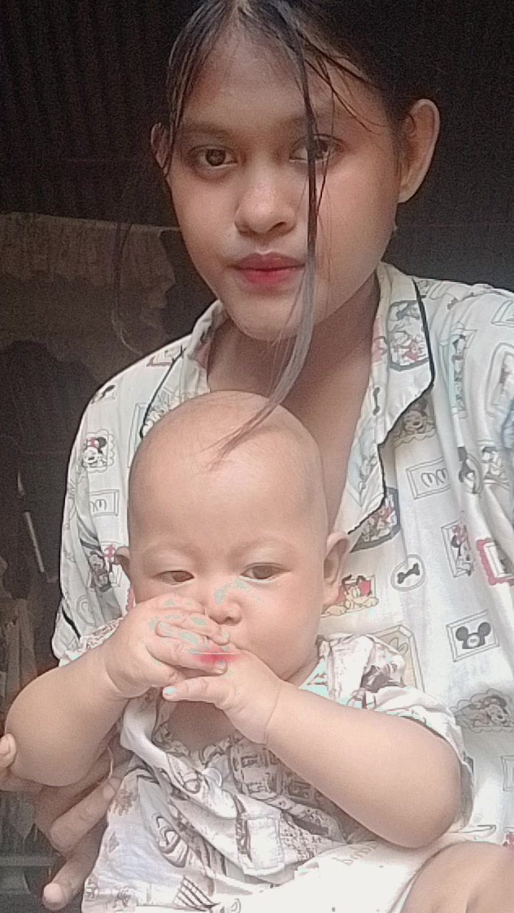@အရမ်းချစ်ရတယ်ယောကျာ်ရှိပ့တယ်🤭