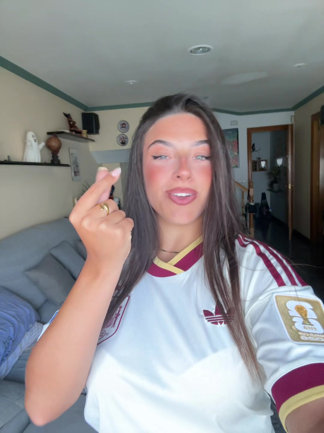 @𝐴𝑟𝑖𝑎𝑑𝑛𝑎 𝐶ℎ𝑖𝑎 🌺