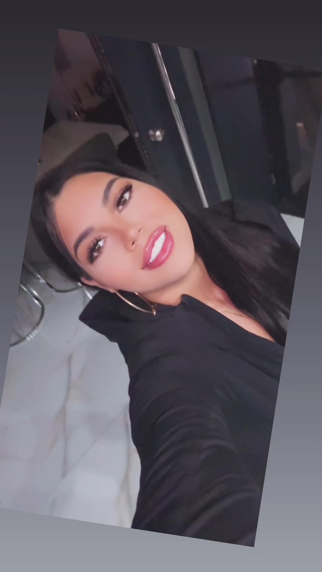 @Monica Valentina