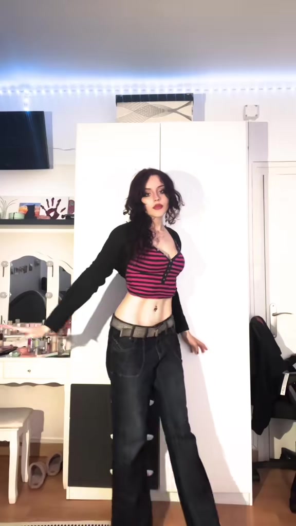 @thatgirlobsessedwithcats