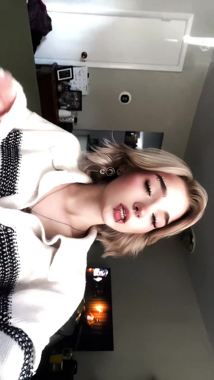 @k <3