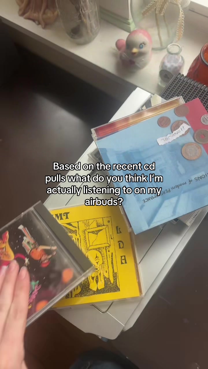 @emily.airbuds