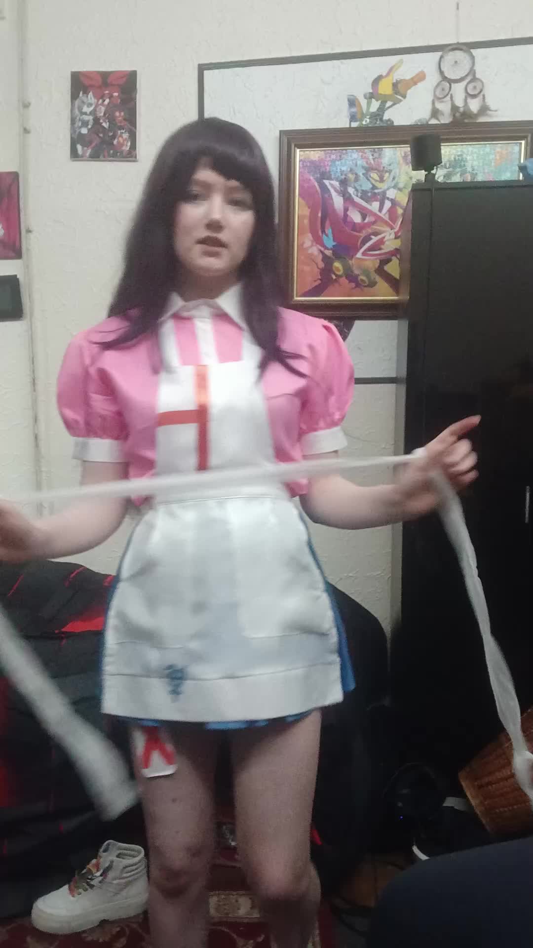 @gaptoothed_cozplayer>:3