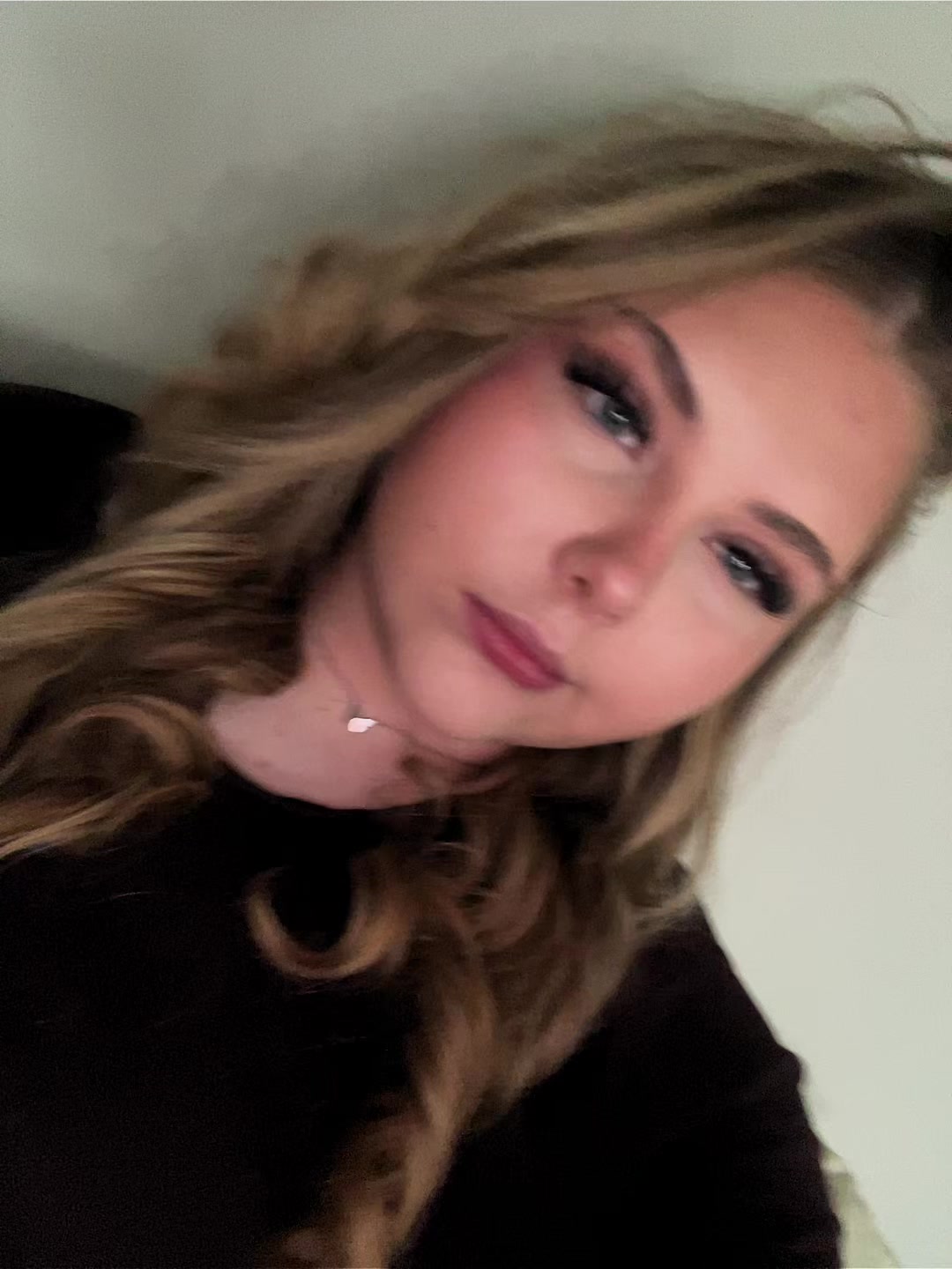 @𝐧 𝐞 𝐥 𝐥 𝐬 𝐚 𝐧