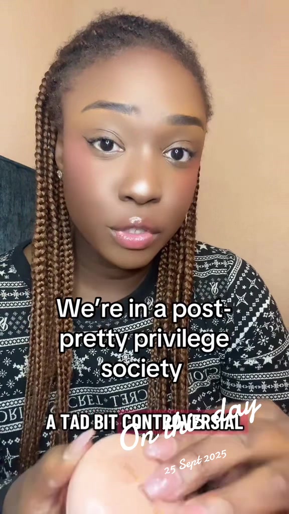 @Miriam García