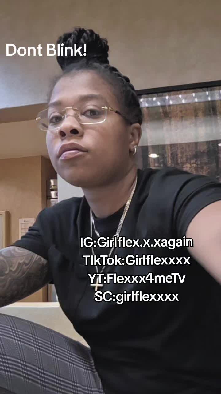 @Girl Flexxx The Dom