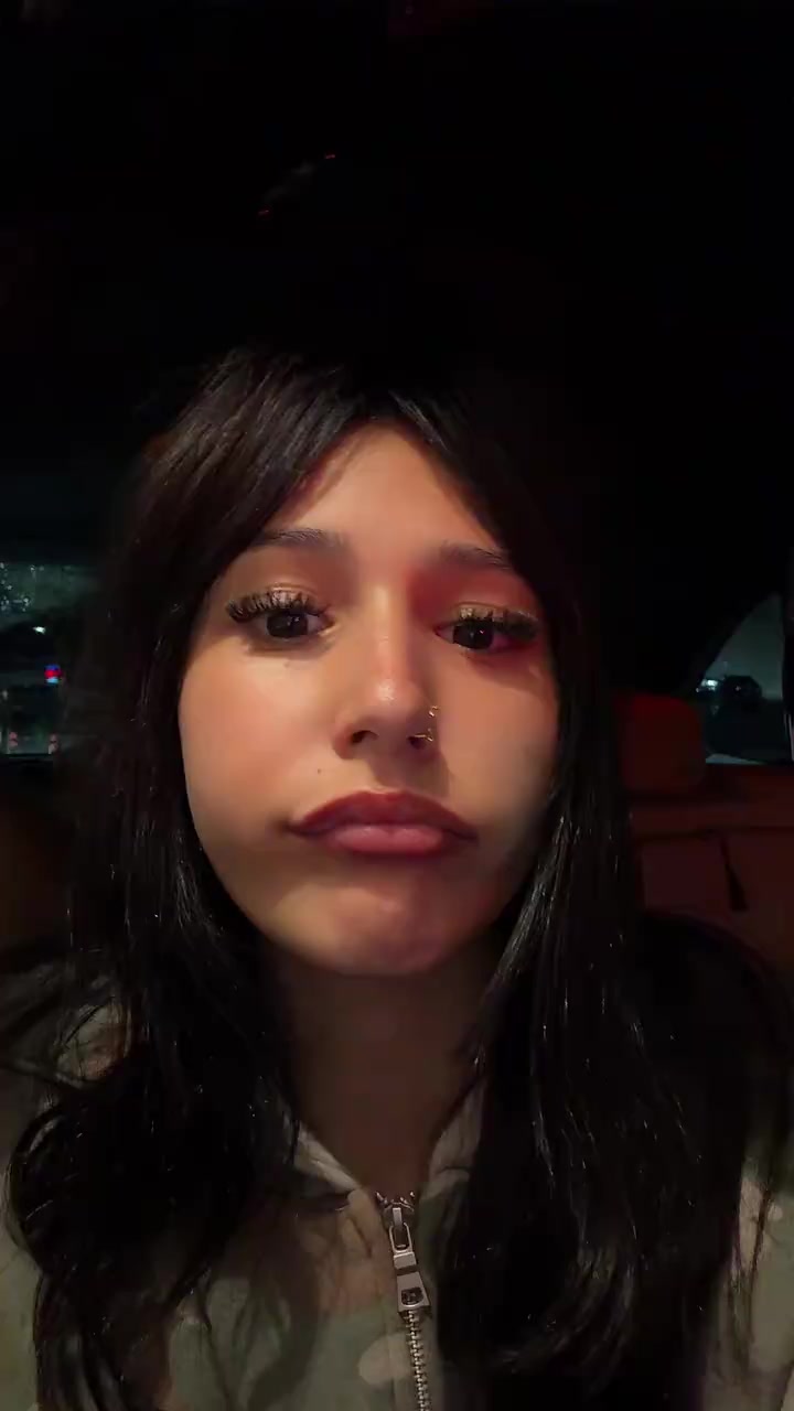 @𝓘𝓿𝔂 𝓳𝓸𝓷𝓮𝓼