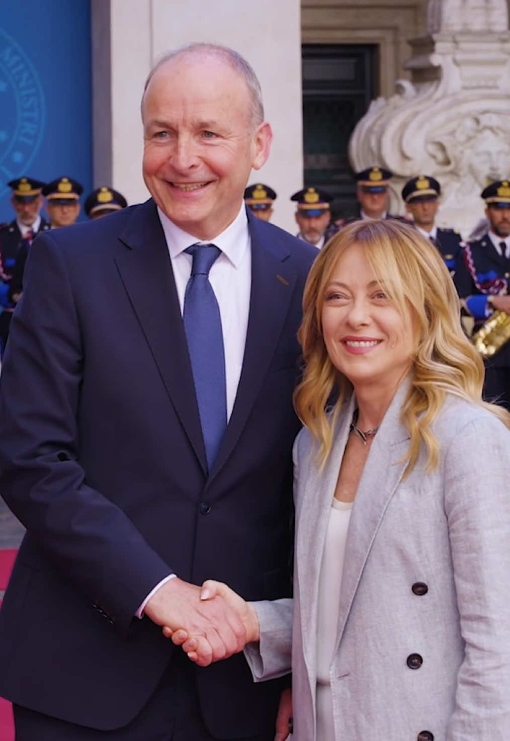 @Giorgia Meloni