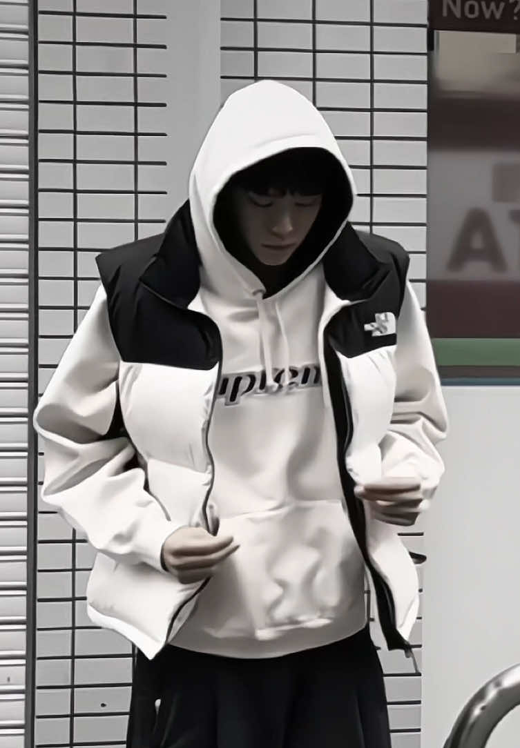 @𝙨𝙩𝙖𝙧𝙗𝙤𝙮