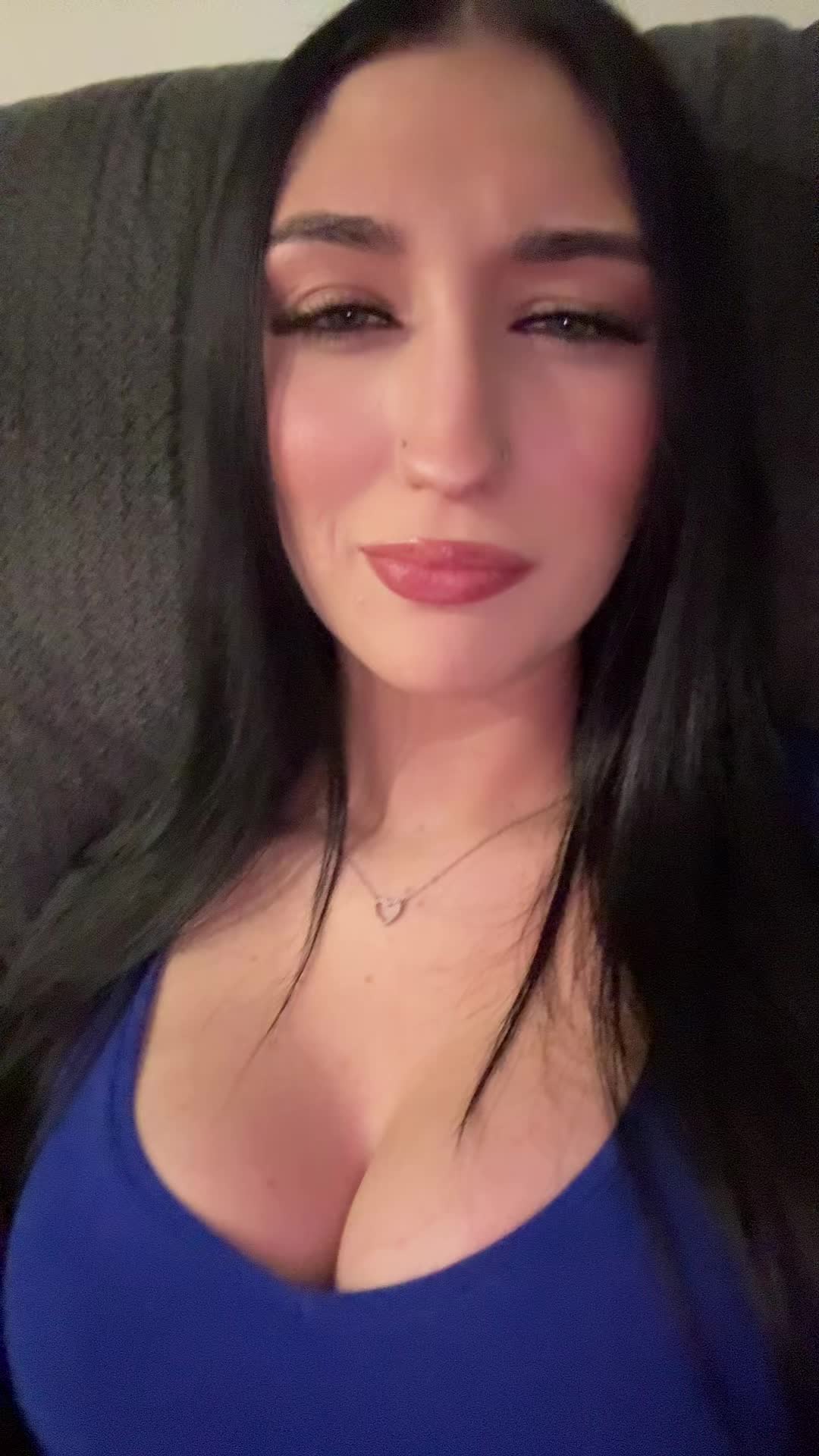 @️
