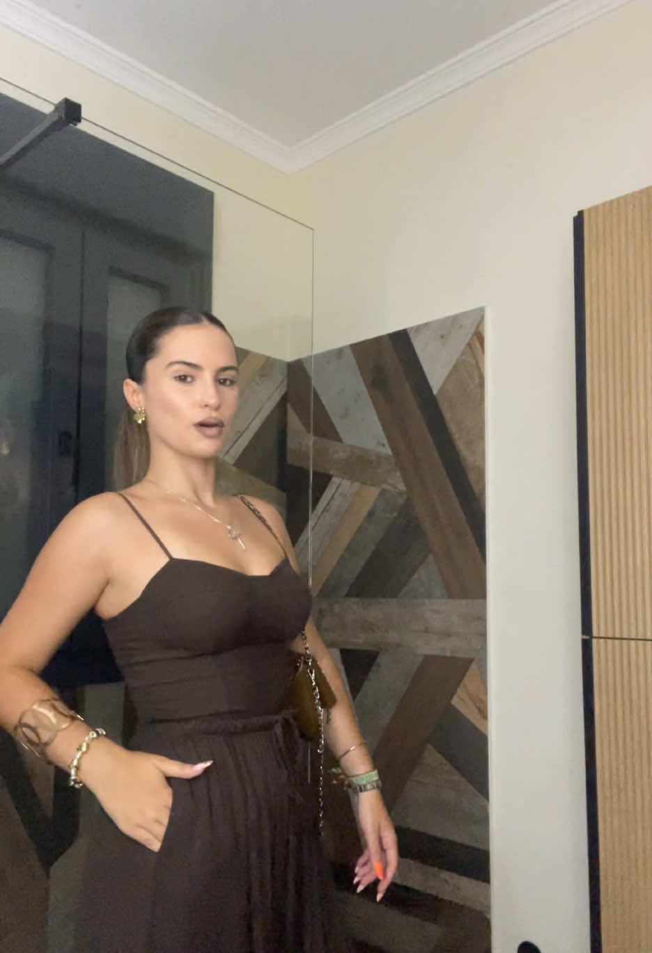@E