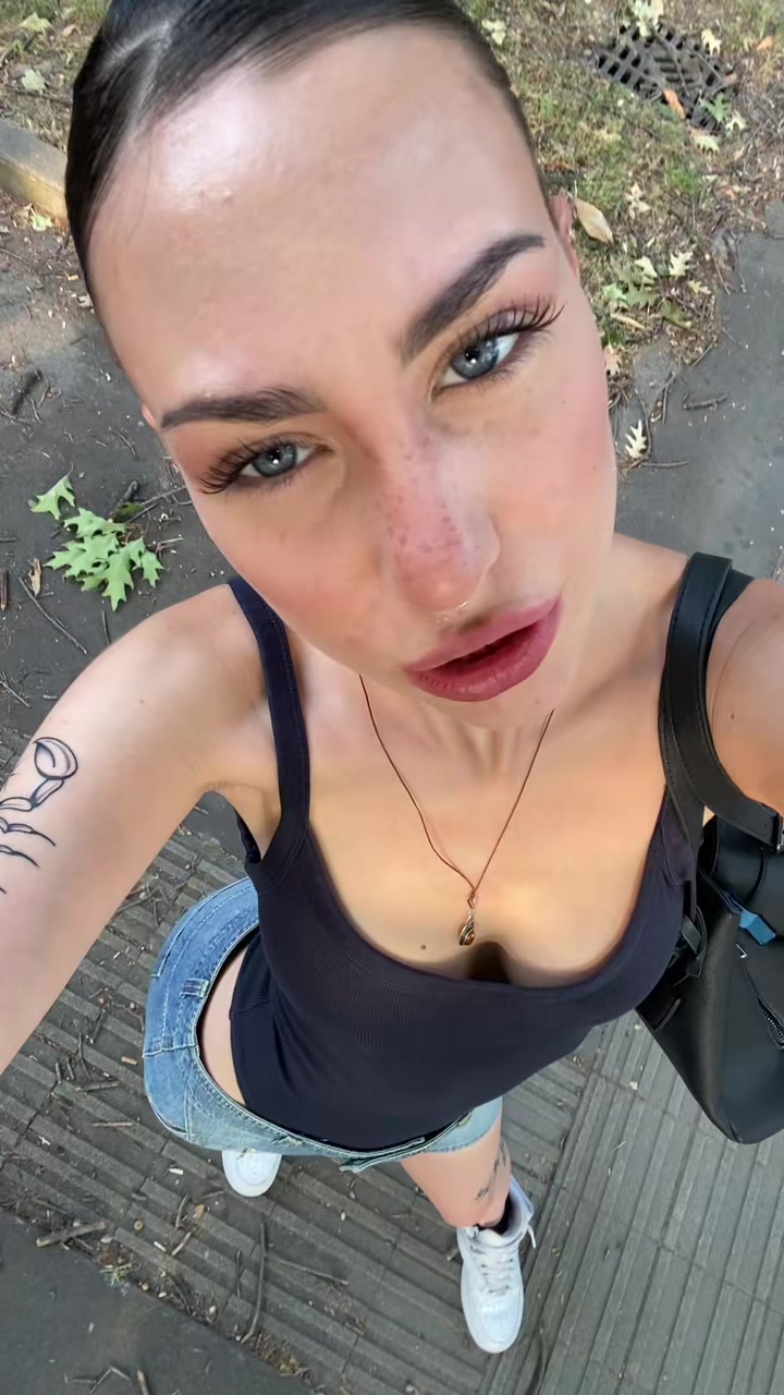 @tessa👧🏻