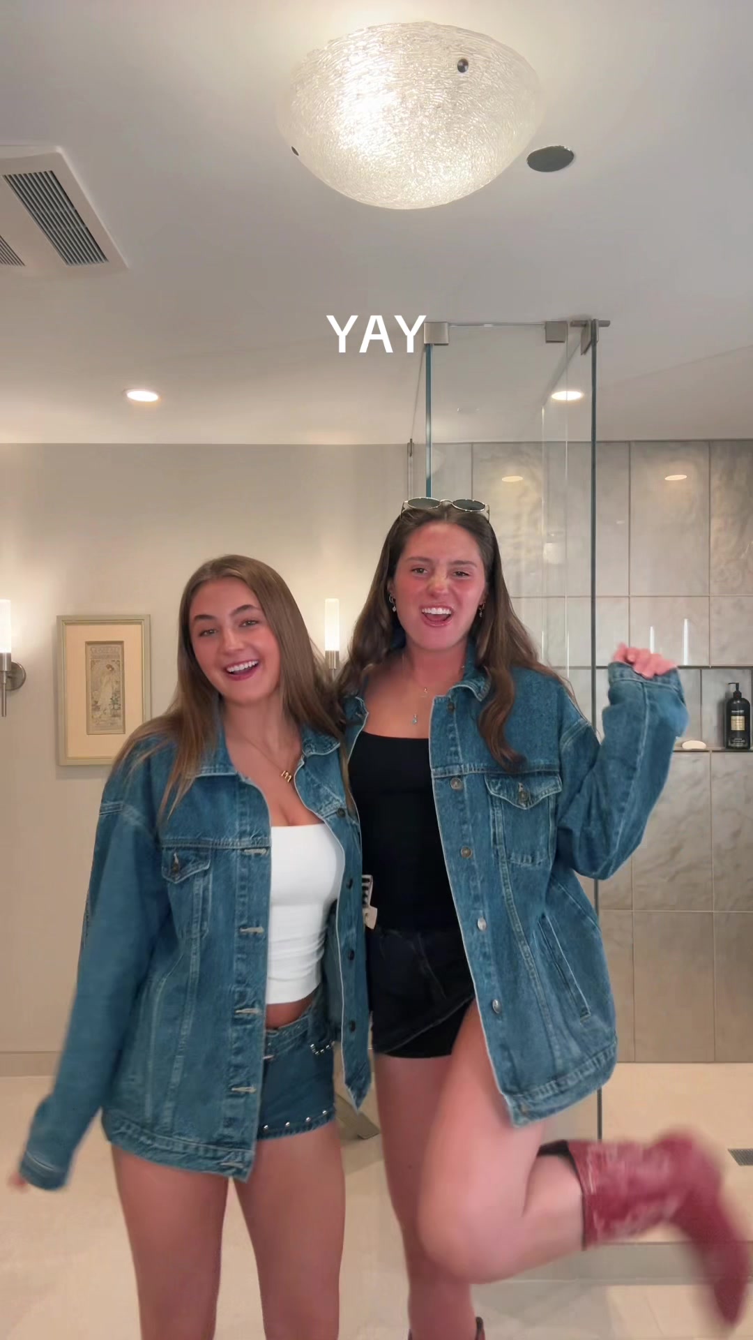 @Elisa