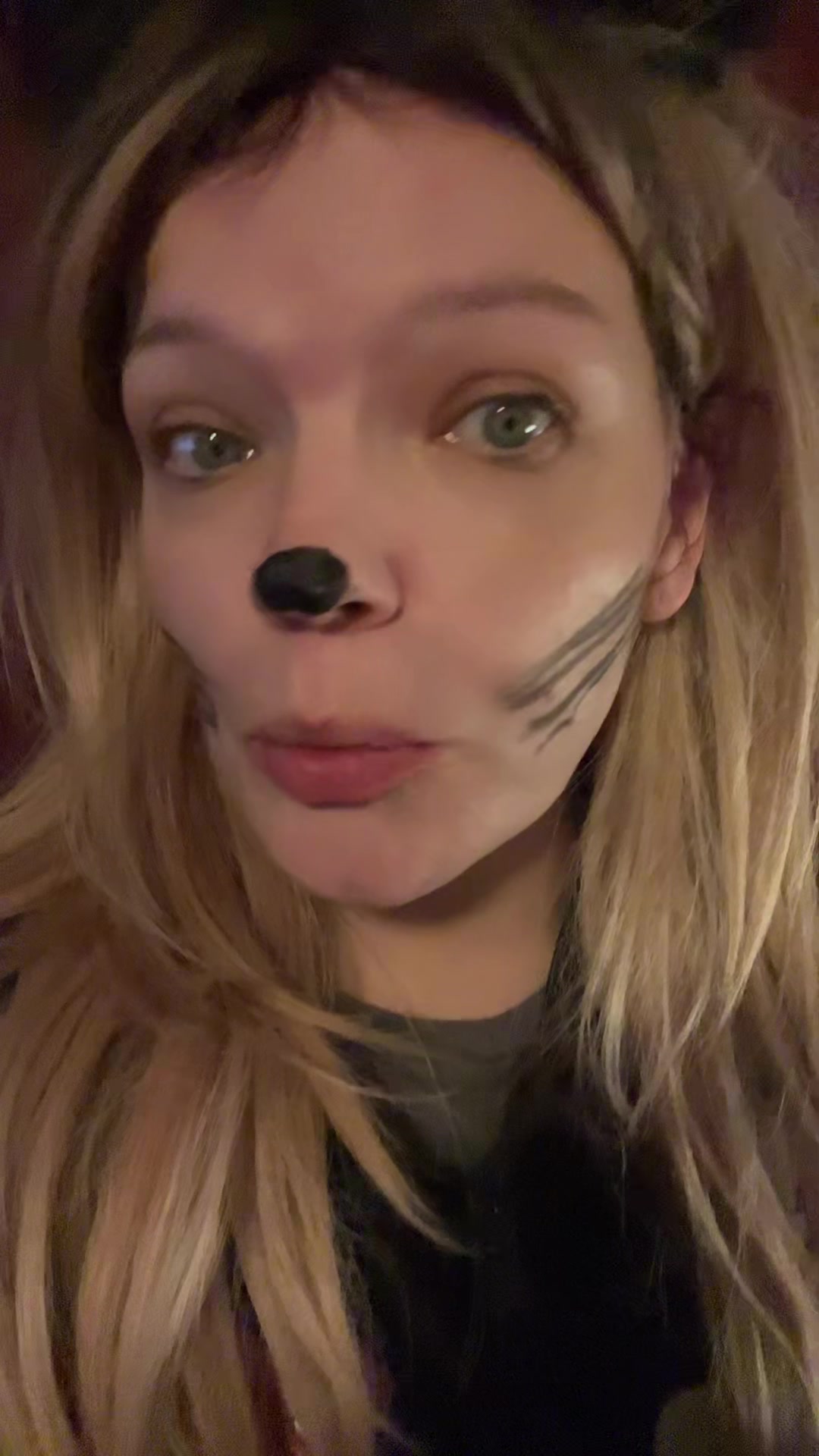 @moonchildhippy