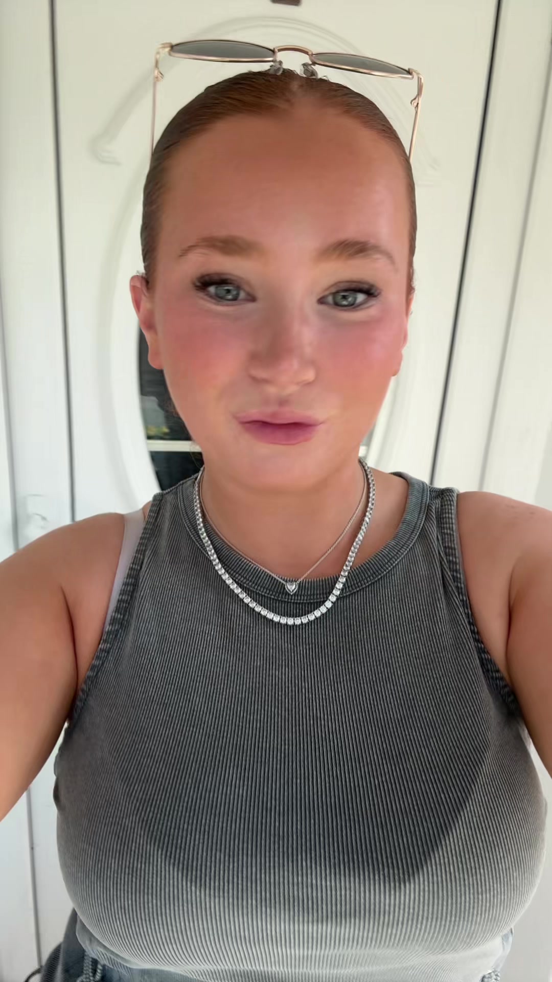@lillihessy