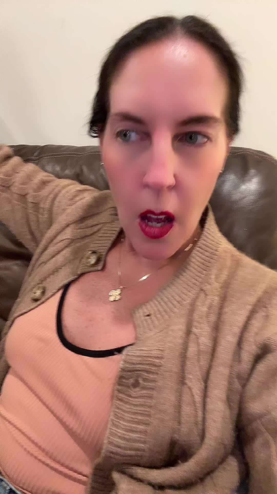 @Christy