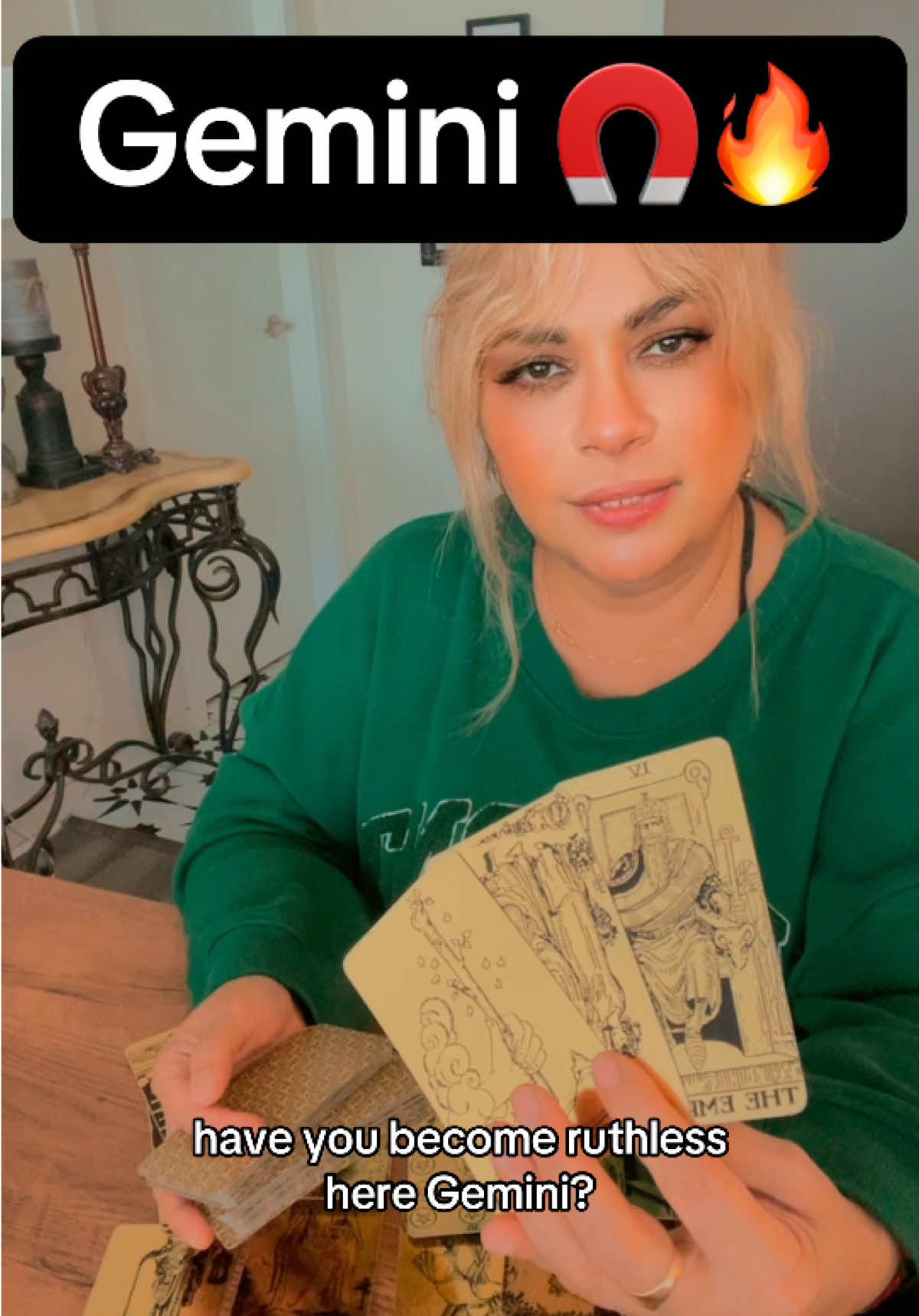 @Green Apple Tarot
