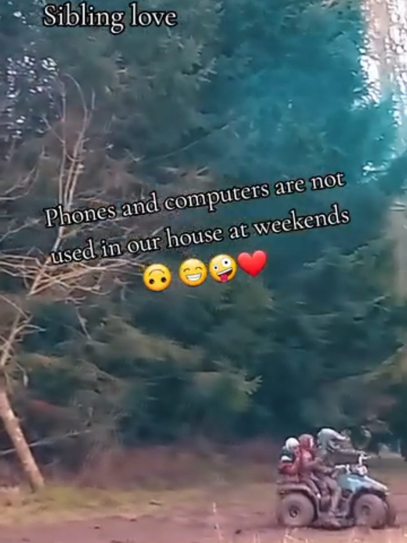 @Laura89