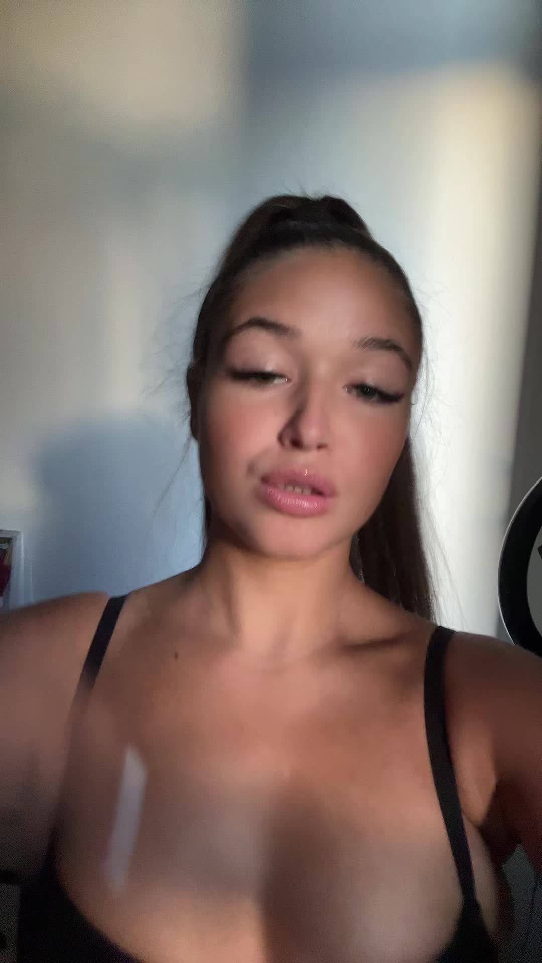 @Ayuraglam