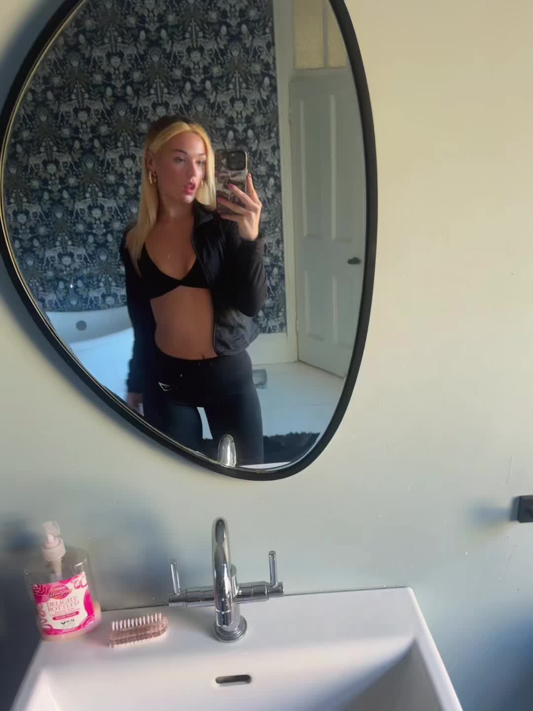 @annyaxspam