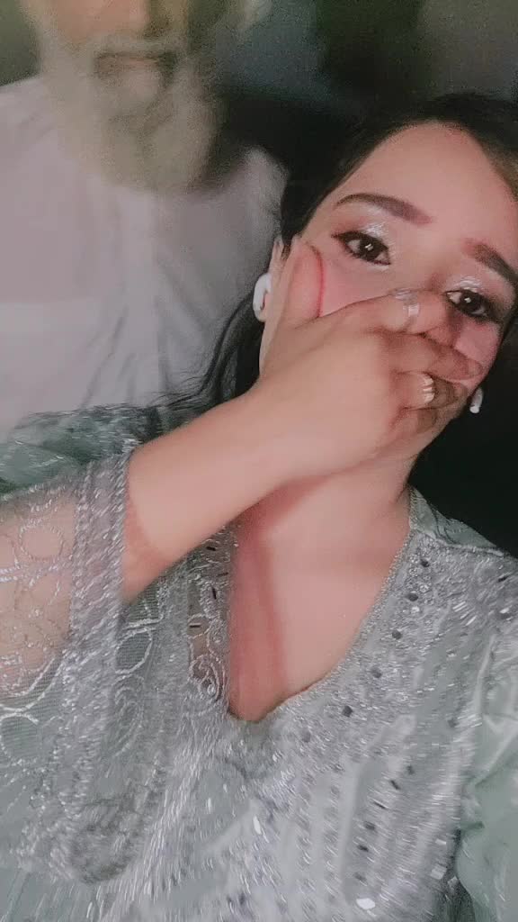 @Ayesha Khan