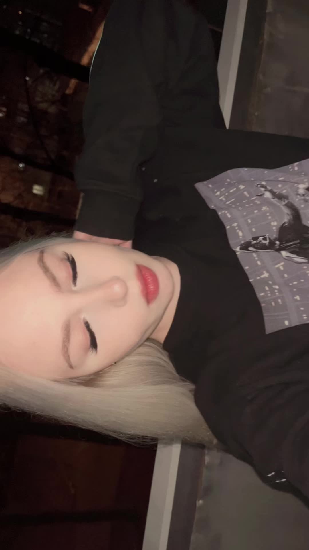 @Яна