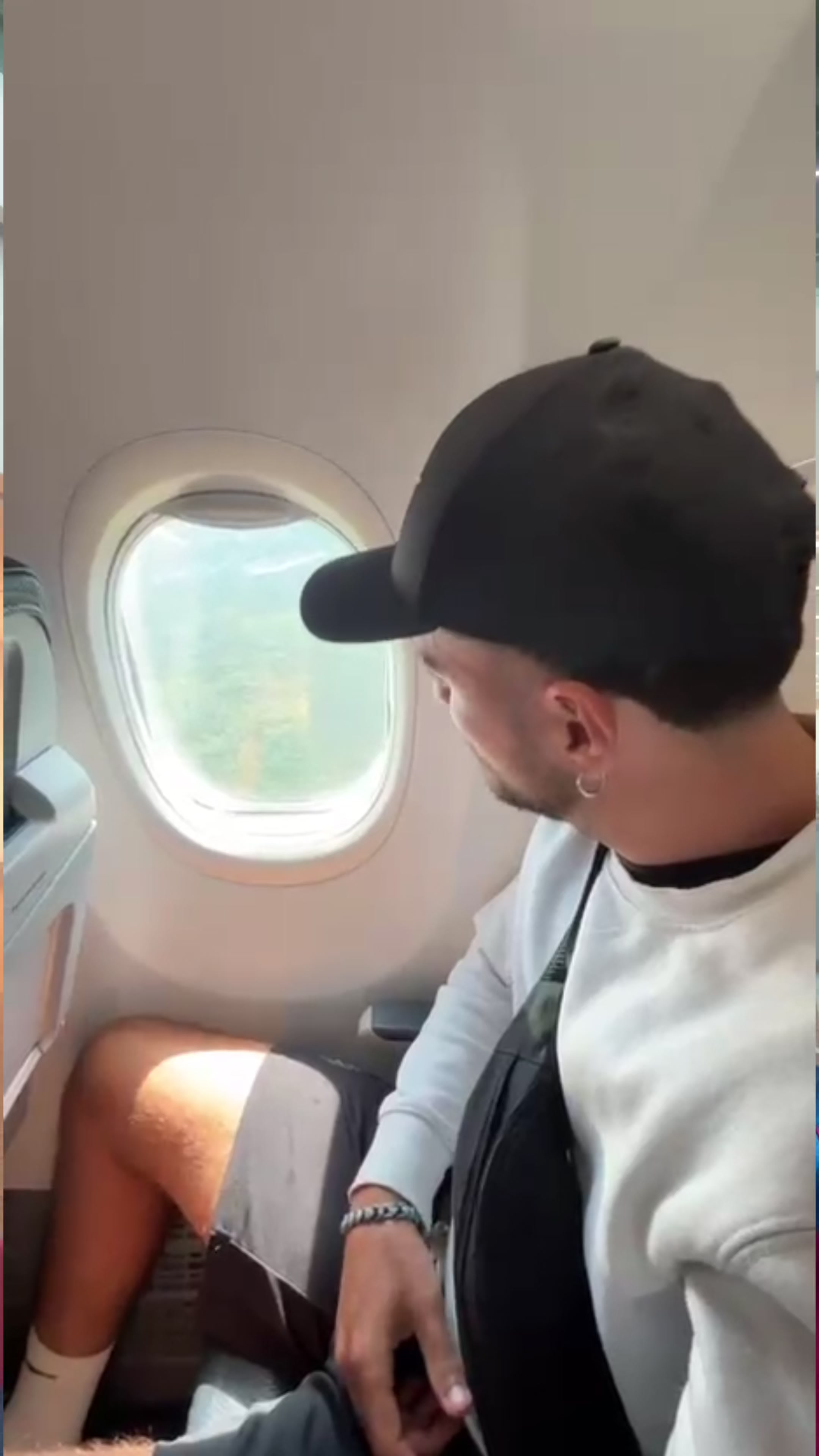 @javicaparross__