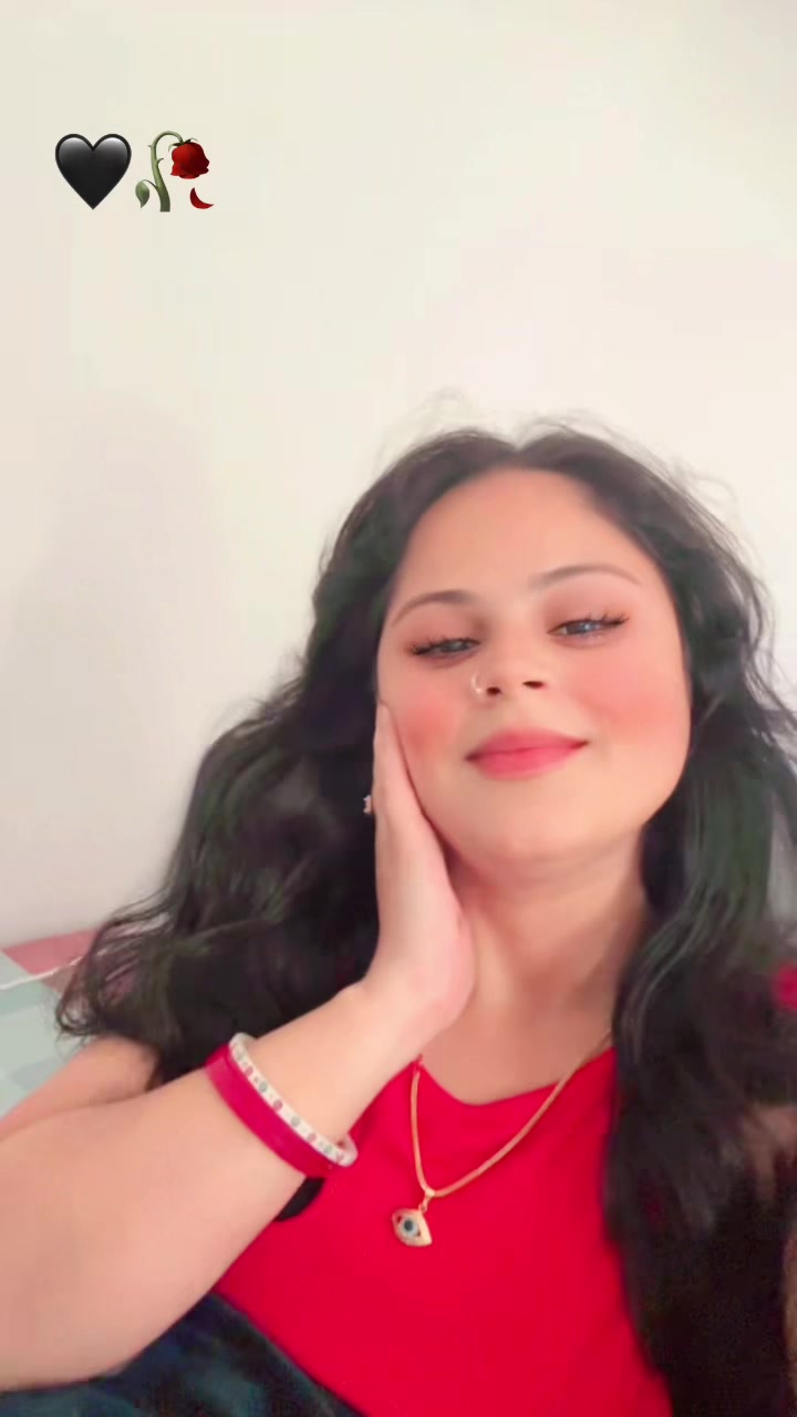 @Alisha Arora❤️