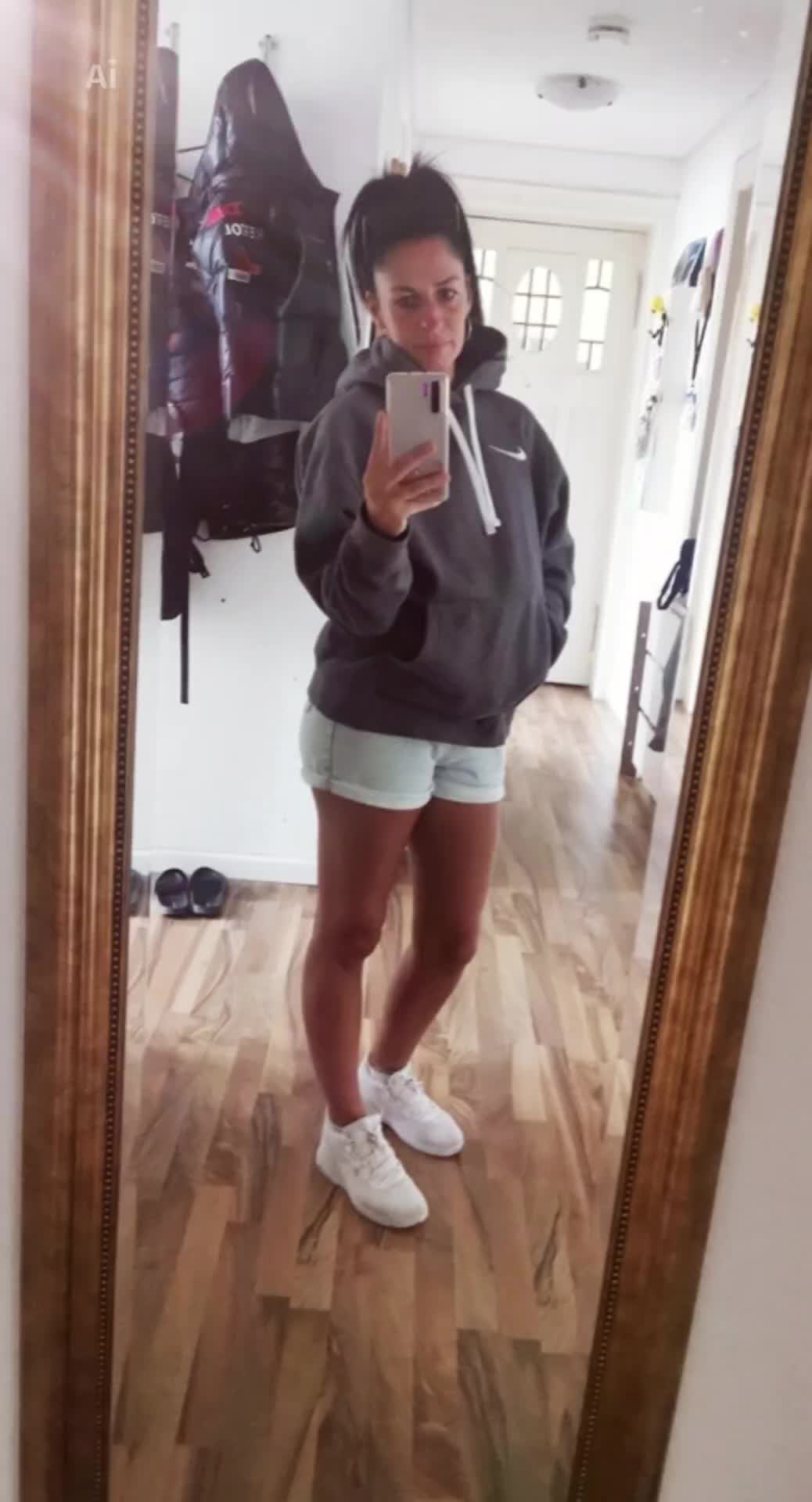 @mel030