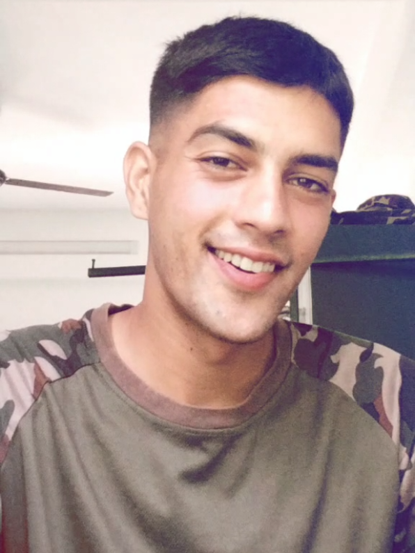 @𝗠𝗿. 𝗕𝗮𝘀𝗻𝗲𝘁 🫡👑