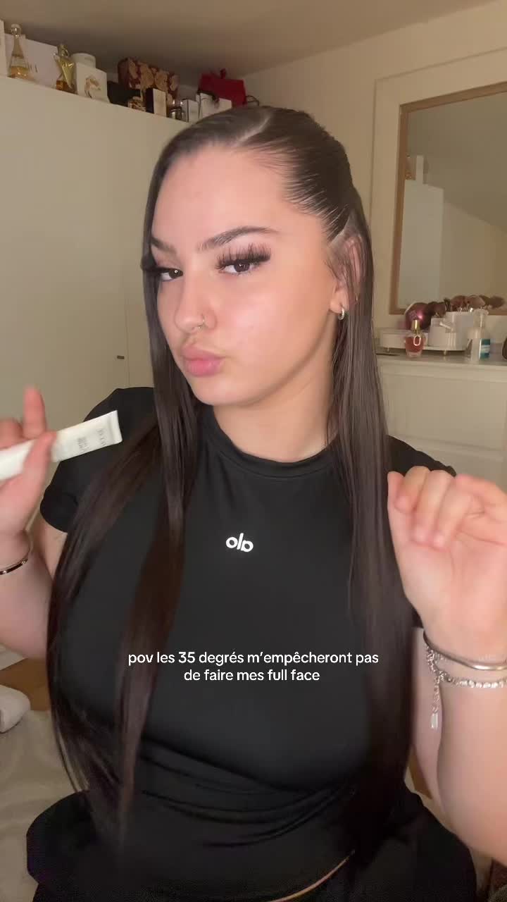 @karolina