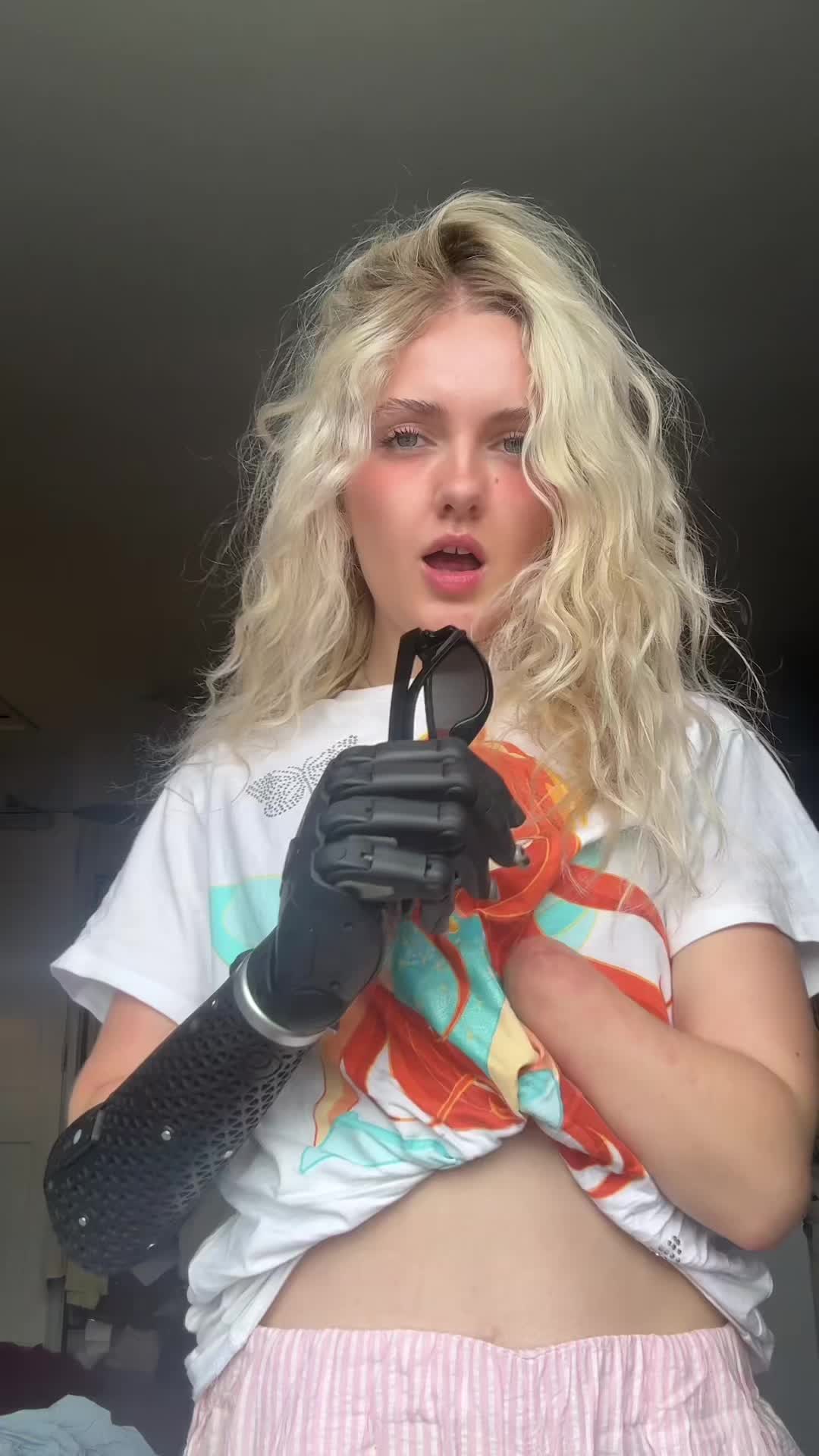 @tillylockey