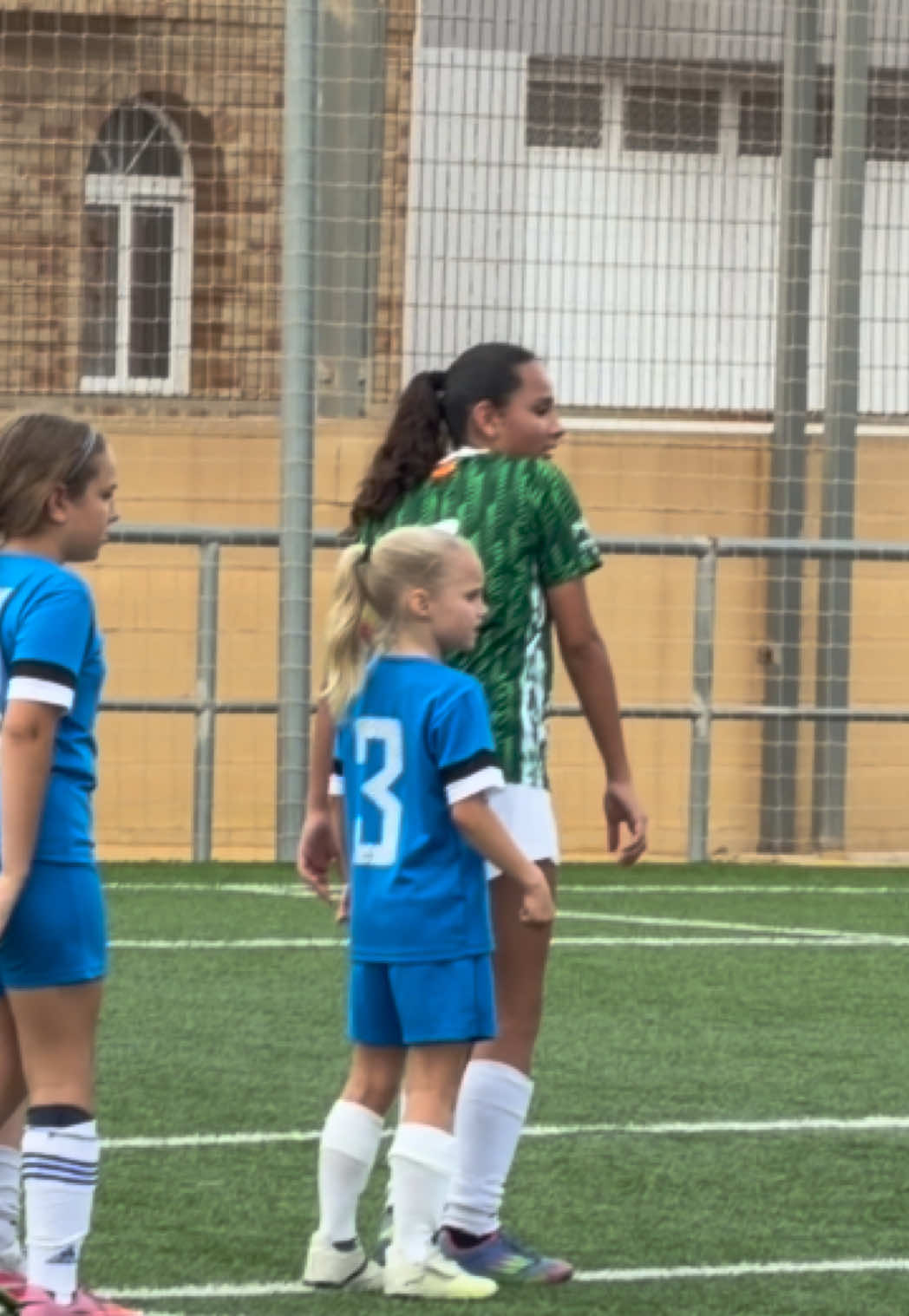 @Thea & Juni ⚽️🏃🏼♀️➡️