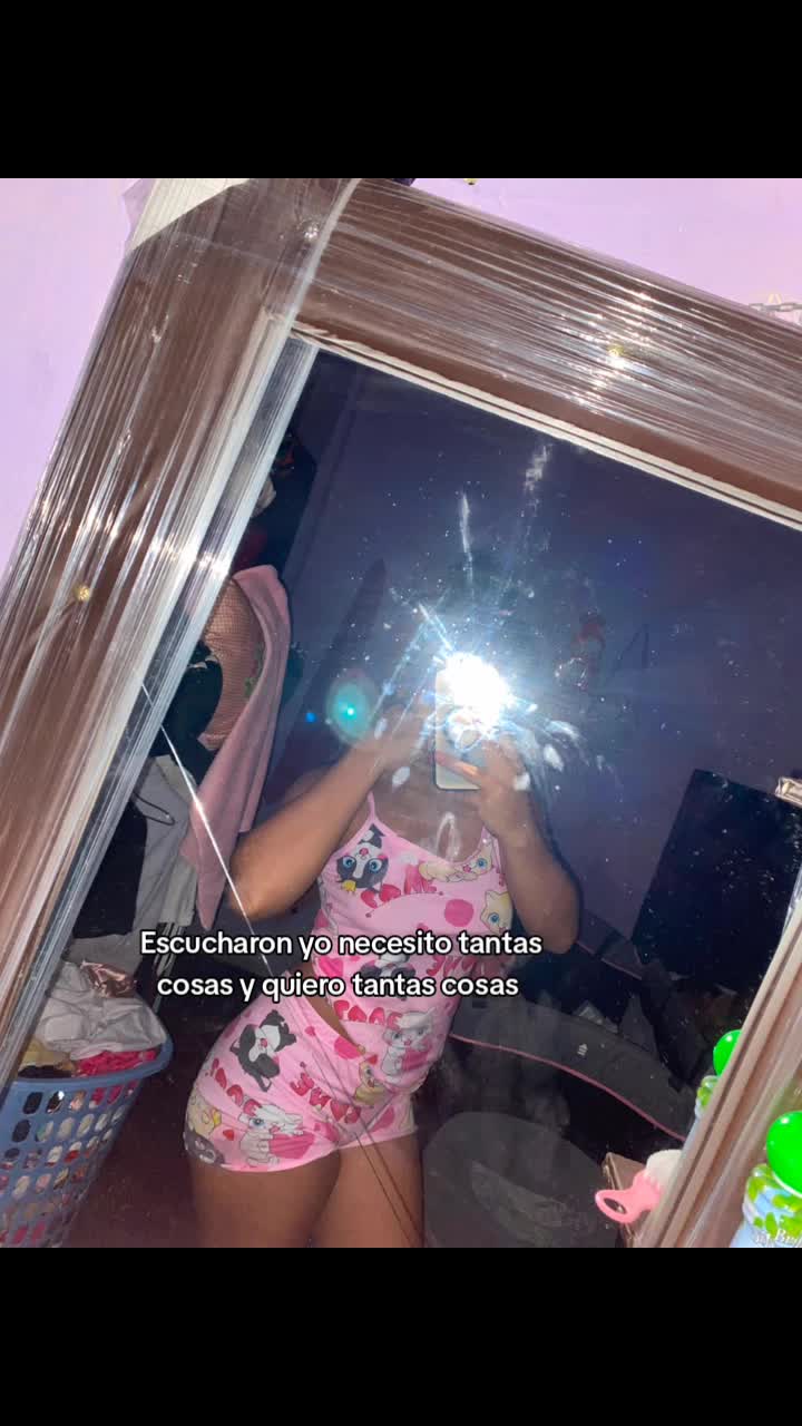 @la ni&ntilde;a tik Tok