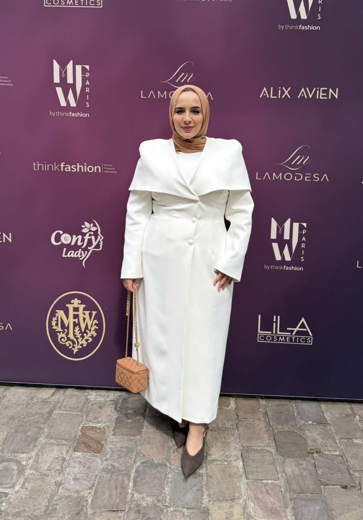 @Naira | Fashion & Lifestyle